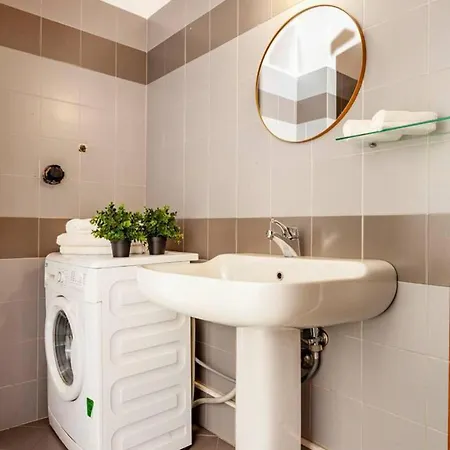 Ferienhaus Design With Parking Navigli Area Mailand
