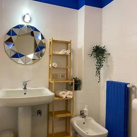 Design With Parking Navigli Area * Milano