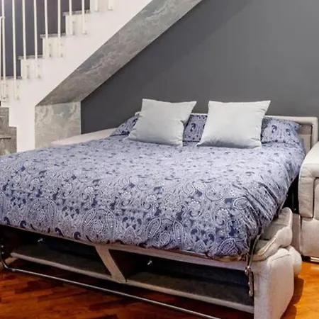 Design With Parking Navigli Area Holiday home *